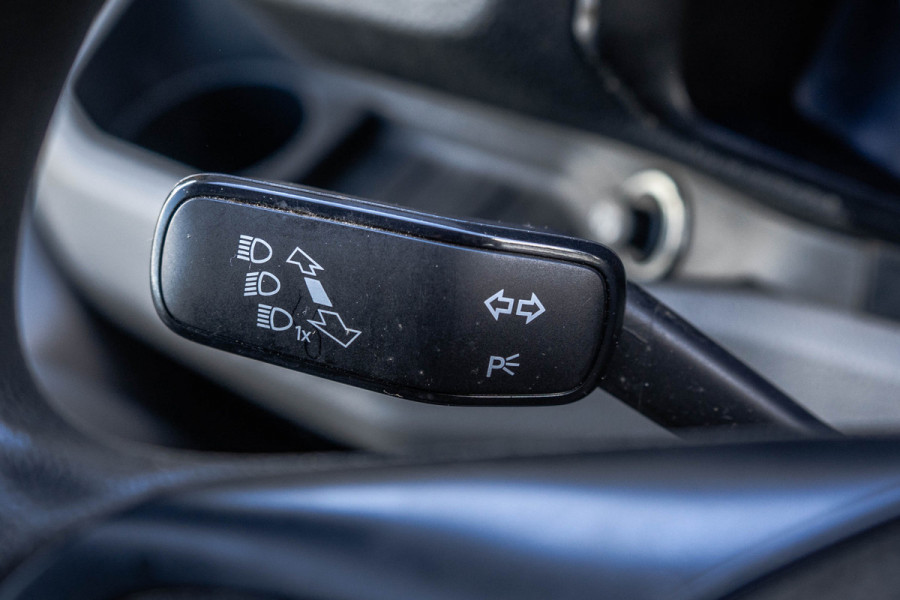 Volkswagen Crafter 4 MOTION L3H2 | 141 PK | Cruise | Camera | PDC | Zijschuifdeur L+R | Airco