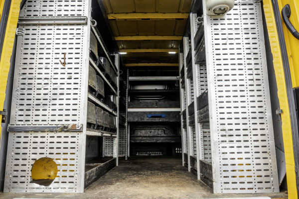 Volkswagen Crafter 35 2.0 TDI L3H2 Highline | 141 PK | 4-Motion | Camera | Navi | Cruise | Airco