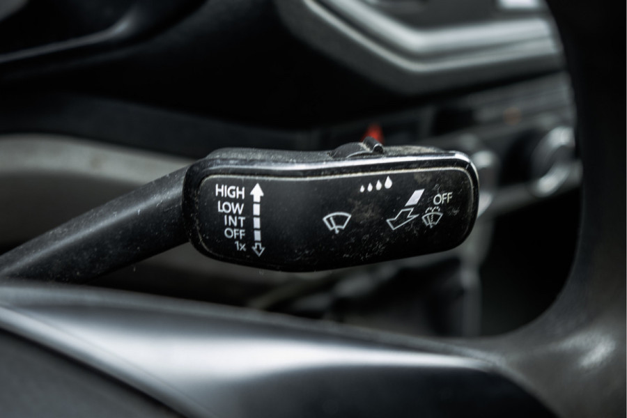 Volkswagen Crafter 35 2.0 TDI L3H2 Highline | 141 PK | 4-Motion | Camera | Navi | Cruise | Airco