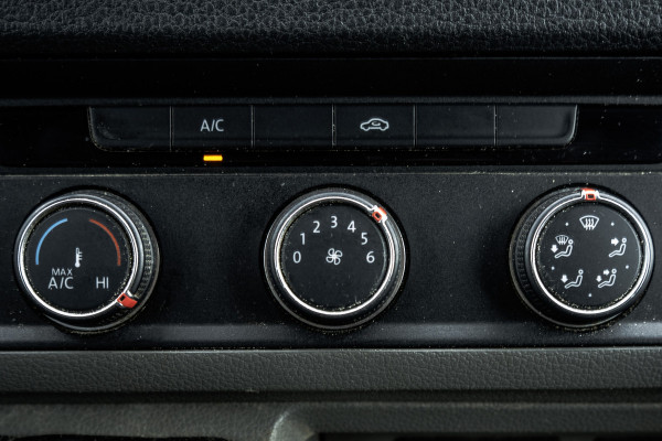 Volkswagen Crafter 35 2.0 TDI L3H2 Highline | 141 PK | 4-Motion | Camera | Navi | Cruise | Airco