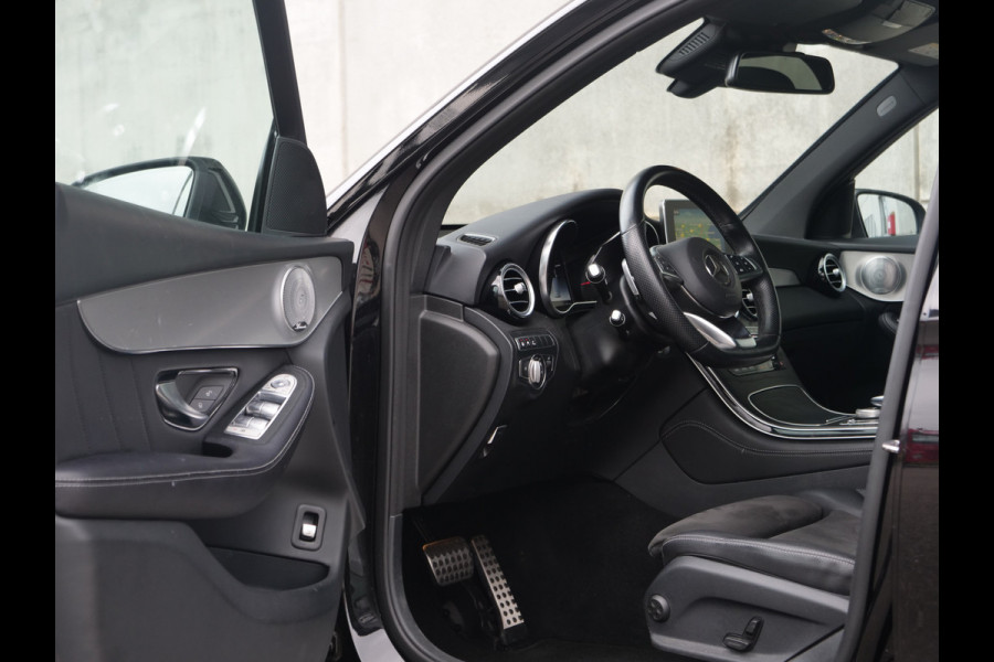 Mercedes-Benz GLC GLC 250 4MATIC | AMG | Panorama | Burmester | Aantoonbaar onderhouden..