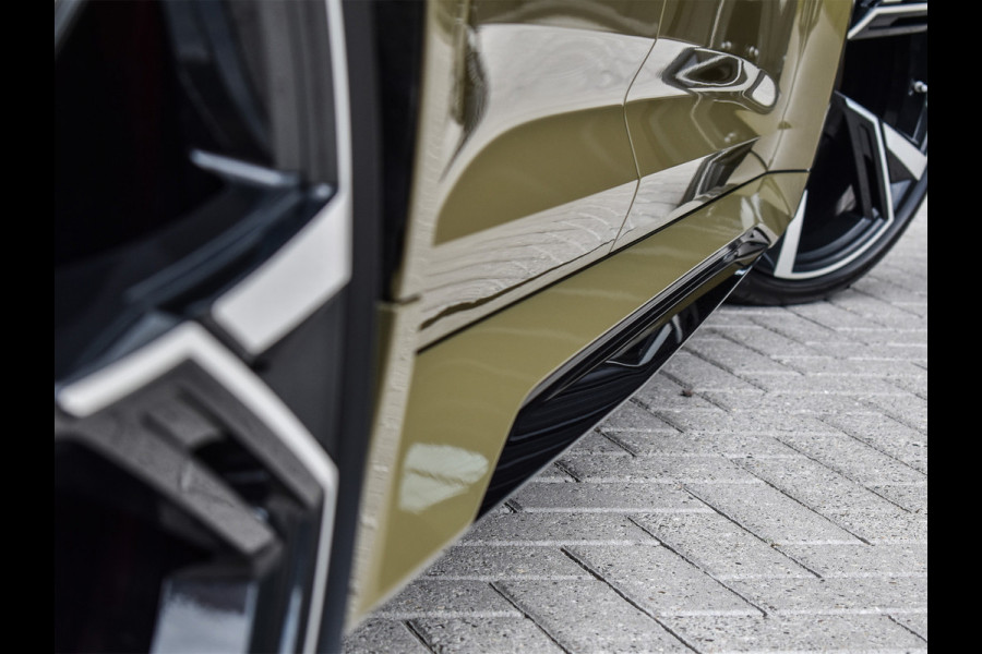 Audi RS6 Avant RS 6 TFSI Quattro 600pk Dynamic | B&O Sound | RS Sportuitlaat | Design Pack | Panoramadak | Head-Up | Sport Differentieel | Laser | Audi Exclusive Color | RS Seats | 4 Zone Climate | 4 Wheel Steering Assistent tour package