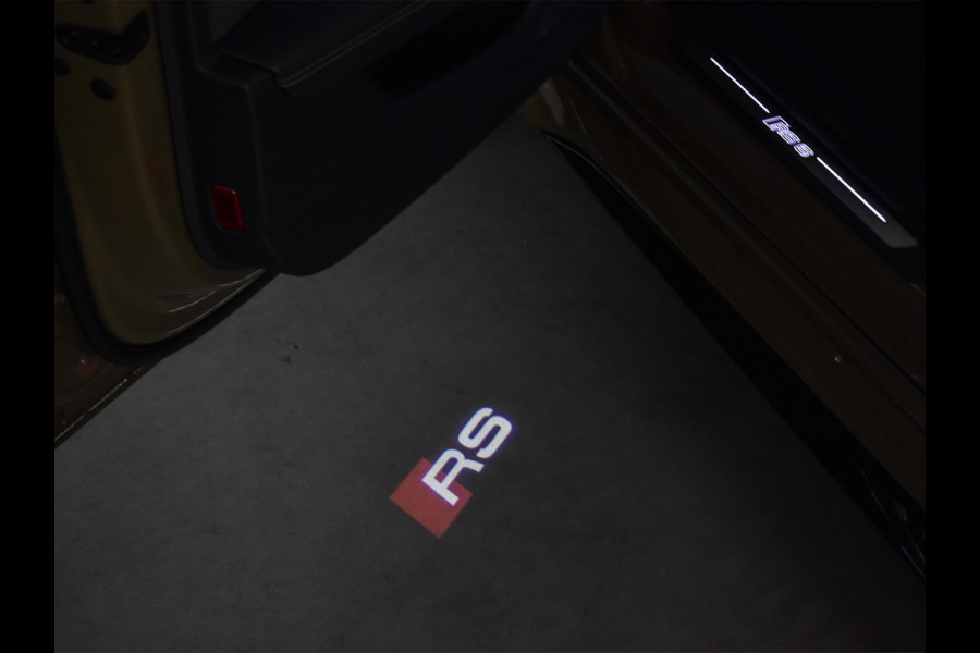 Audi RS6 Avant RS 6 TFSI Quattro 600pk Dynamic | B&O Sound | RS Sportuitlaat | Design Pack | Panoramadak | Head-Up | Sport Differentieel | Laser | Audi Exclusive Color | RS Seats | 4 Zone Climate | 4 Wheel Steering Assistent tour package