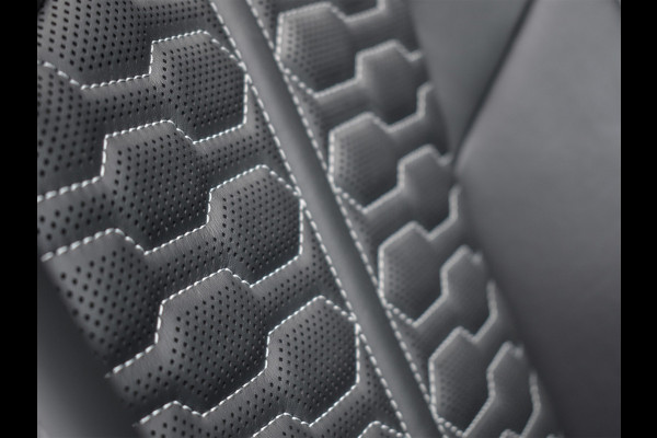 Audi RS6 Avant RS 6 TFSI Quattro 600pk Dynamic | B&O Sound | RS Sportuitlaat | Design Pack | Panoramadak | Head-Up | Sport Differentieel | Laser | Audi Exclusive Color | RS Seats | 4 Zone Climate | 4 Wheel Steering Assistent tour package