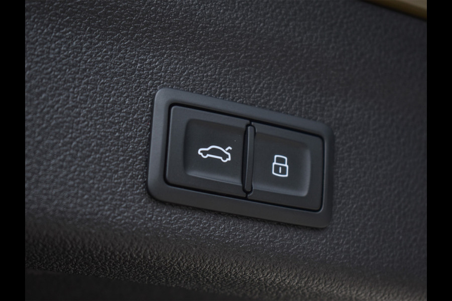 Audi RS6 Avant RS 6 TFSI Quattro 600pk Dynamic | B&O Sound | RS Sportuitlaat | Design Pack | Panoramadak | Head-Up | Sport Differentieel | Laser | Audi Exclusive Color | RS Seats | 4 Zone Climate | 4 Wheel Steering Assistent tour package