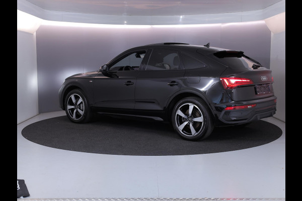 Audi Q5 Sportback 55 TFSI e S edition Competition 367pk | Panoramadak | Verlengde garantie | Navigatie | Parkeersensoren (Park assist) | Rondomzicht camera | Lederen bekleding | S-Line |