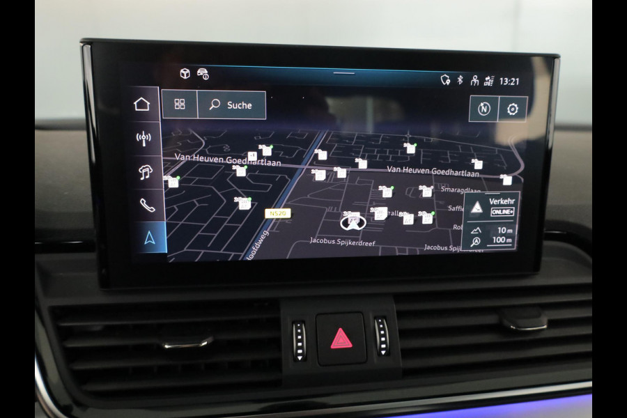 Audi Q5 Sportback 55 TFSI e S edition Competition 367pk | Panoramadak | Verlengde garantie | Navigatie | Parkeersensoren (Park assist) | Rondomzicht camera | Lederen bekleding | S-Line |