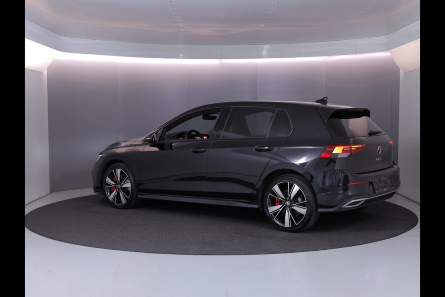 Volkswagen Golf 1.4 eHybrid GTE HYBRID| Leer|Head-up diplay|verwarmde stoelen en - stuur