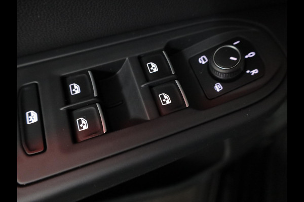 Volkswagen Golf 1.4 eHybrid GTE HYBRID| Leer|Head-up diplay|verwarmde stoelen en - stuur