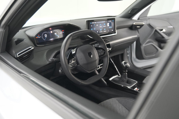 Peugeot 2008 PureTech 100 Allure | Apple Carplay | Parkeersensoren | Climate Control | Cruise Control