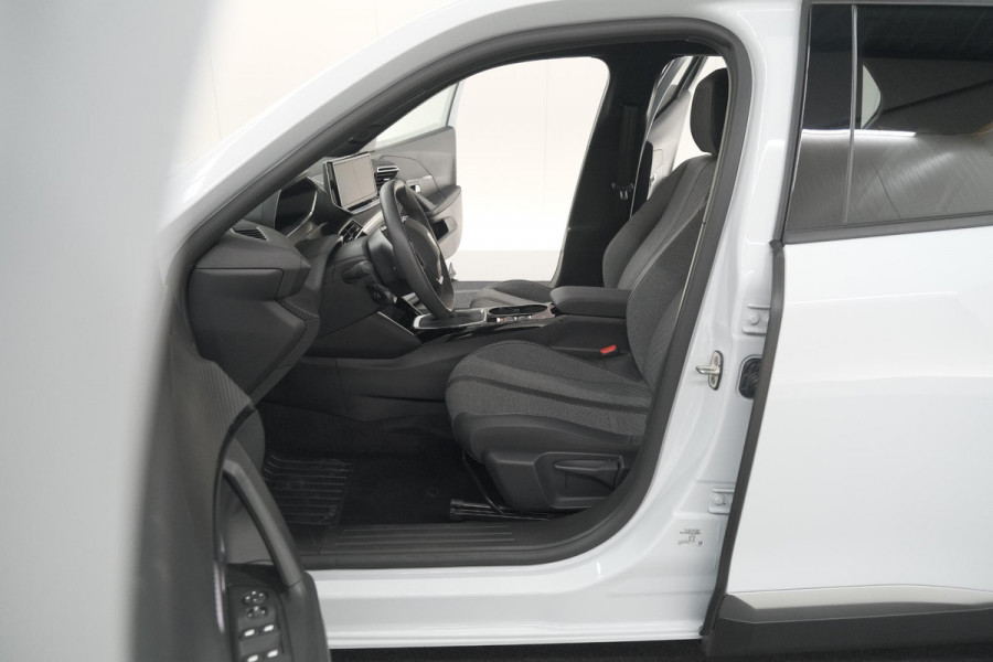 Peugeot 2008 PureTech 100 Allure | Apple Carplay | Parkeersensoren | Climate Control | Cruise Control