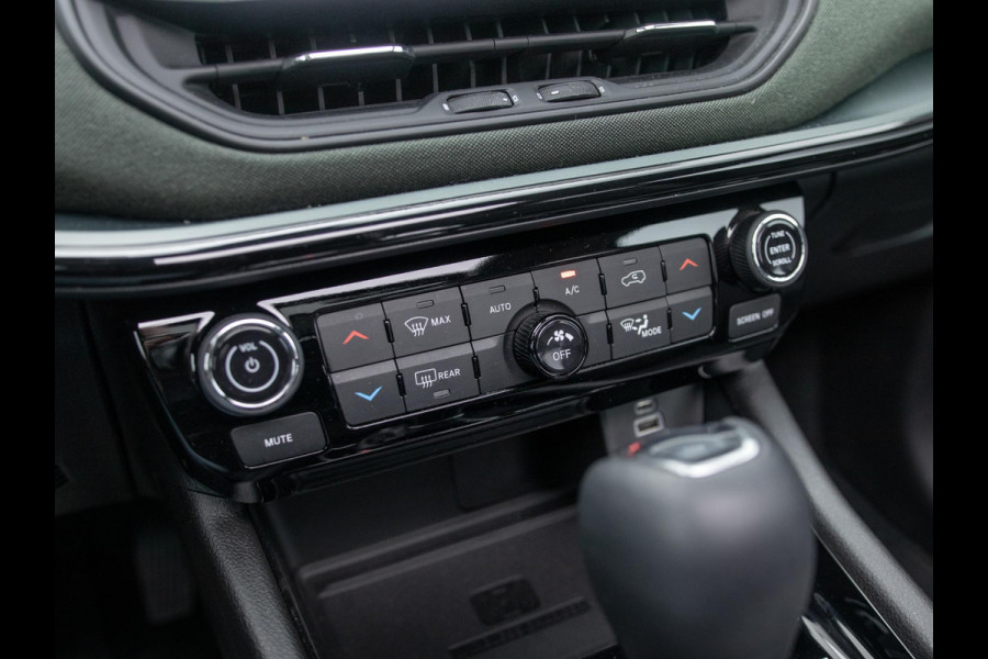 Jeep Compass 1.5T e-Hybrid North Star | Schuif/Kanteldak | Winter Pack | Safety Pack