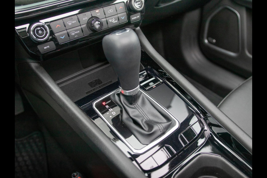 Jeep Compass 1.5T e-Hybrid North Star | Schuif/Kanteldak | Winter Pack | Safety Pack