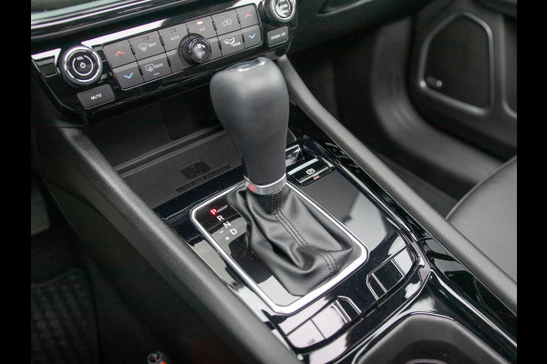 Jeep Compass 1.5T e-Hybrid North Star | Schuif/Kanteldak | Winter Pack | Safety Pack