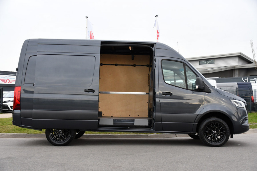 Mercedes-Benz Sprinter 317 1.9 CDI L2H2 RWD PB Edition Camera, Cruise, Carplay, 10,5'' Mbux, LED, Automaat, Geveerde stoel, 170pk, Stoelverwarming, Uniek!