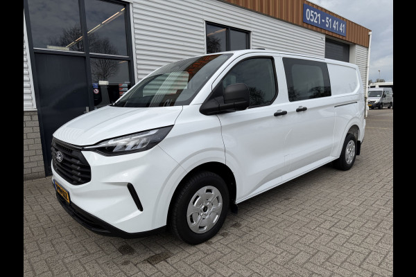 Ford Transit Custom 320 2.0 TDCI L2H1 Trend originele Ford dubbel cabine affabriek / prijs rijklaar € 39.950 ex btw / lease vanaf € 652 / dubbele schuifdeur / NIEUWE bus / BPM vrij !