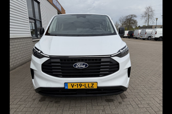Ford Transit Custom 320 2.0 TDCI L2H1 Trend originele Ford dubbel cabine affabriek / prijs rijklaar € 39.950 ex btw / lease vanaf € 652 / dubbele schuifdeur / NIEUWE bus / BPM vrij !