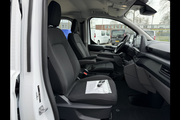 Ford Transit Custom 320 2.0 TDCI L2H1 Trend originele Ford dubbel cabine affabriek / prijs rijklaar € 39.950 ex btw / lease vanaf € 652 / dubbele schuifdeur / NIEUWE bus / BPM vrij !