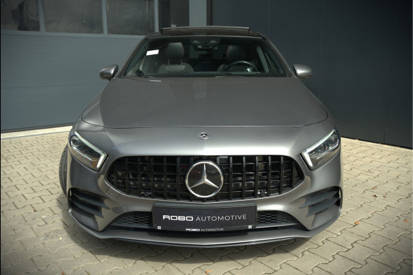 Mercedes-Benz A-Klasse 200 Launch Edition Premium Plus AMG | Stoelverwarming | Head-Up Display | 360 Camera | Adaptive Cruise Control Ambiance Verlichting | Multibeam | Keyless | Memory Seat | Navigatie |