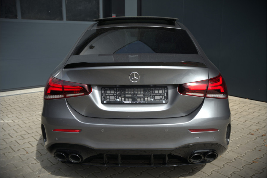 Mercedes-Benz A-Klasse 200 Launch Edition Premium Plus AMG | Stoelverwarming | Head-Up Display | 360 Camera | Adaptive Cruise Control Ambiance Verlichting | Multibeam | Keyless | Memory Seat | Navigatie |