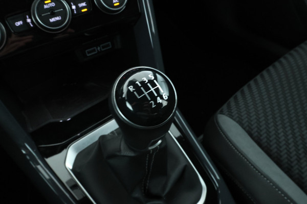 Volkswagen T-Roc 1.5 TSI Sport Business R Virtual cockpit, Apple carplay, Climate,