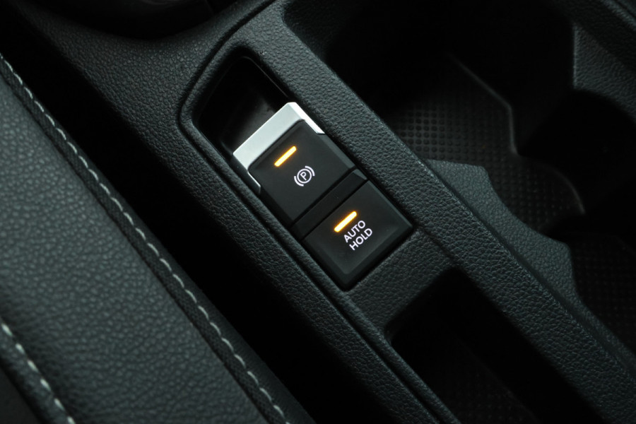 Volkswagen T-Roc 1.5 TSI Sport Business R Virtual cockpit, Apple carplay, Climate,