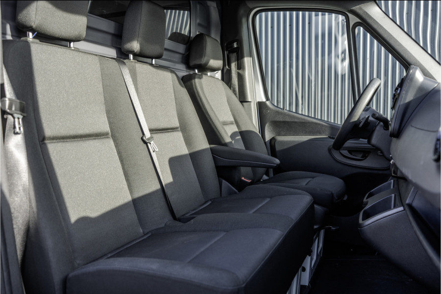 Mercedes-Benz Sprinter **317 CDI L2H2 | Incl. 6MND garantie | MBUX | Euro 6 | 170 PK | Climate | Carplay | PDC**