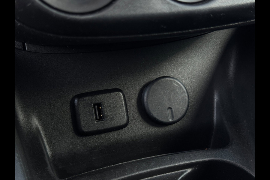 Opel Corsa 1.2 CARPLAY / CRUISE CONTROL / LMV / 2-TONE / AIRCO