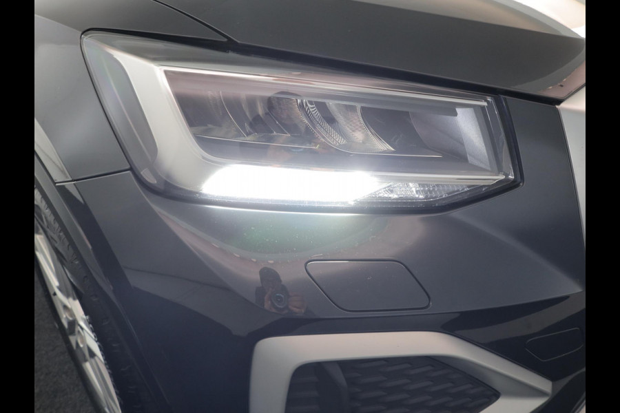 Audi Q2 35 TFSI Advanced edition 150 Pk Automaat  (S-Tronic) | Navigatie | Trekhaak afneembaar | Parkeersensoren |