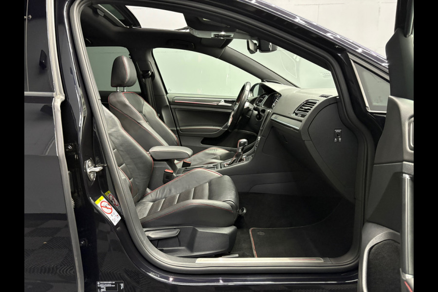Volkswagen Golf 7.5 GTI TCR Akra Pano