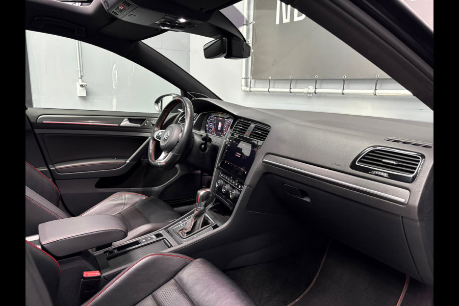 Volkswagen Golf 7.5 GTI TCR Akra Pano