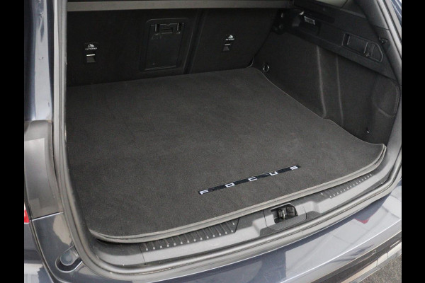 Ford Focus 1.0 EcoBoost Hybrid ST Line X | Head-Up | Stoelverwarming | Adaptive cruise | Camera | Carplay | B&O Sound | Side Assist | Stuurverwarming | Full LED | Navigatie | Keyless | Digital Cockpit