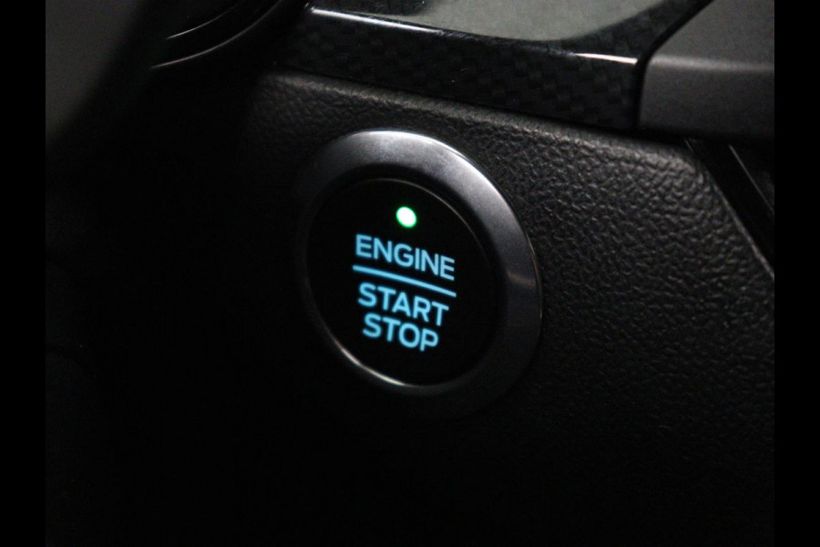 Ford Focus 1.0 EcoBoost Hybrid ST Line X | Head-Up | Stoelverwarming | Adaptive cruise | Camera | Carplay | B&O Sound | Side Assist | Stuurverwarming | Full LED | Navigatie | Keyless | Digital Cockpit
