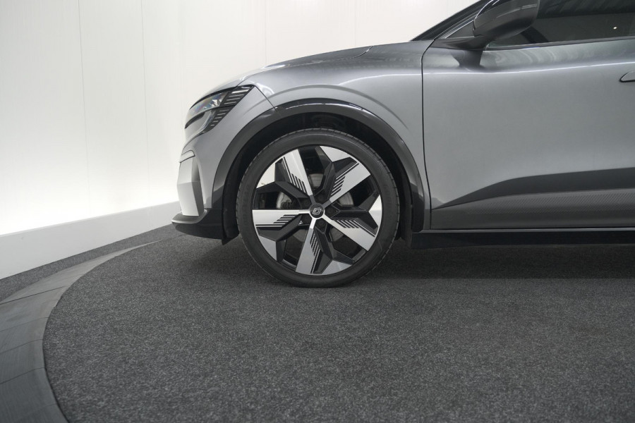 Renault Mégane E-Tech EV40 Boost Charge Techno | Camera | Pack Winter | Apple Carplay | SOH = 95,4%