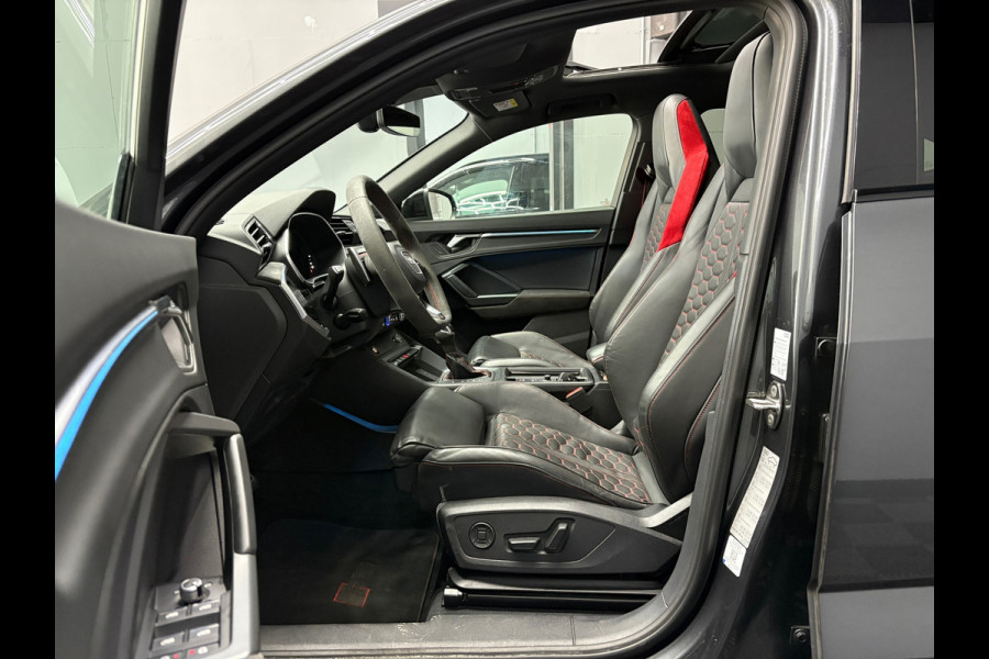 Audi RSQ3 Sportback 2.5 TFSI RS Seats Pano