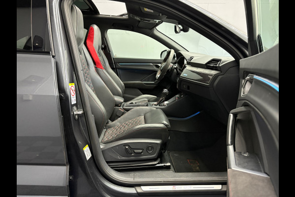 Audi RSQ3 Sportback 2.5 TFSI RS Seats Pano