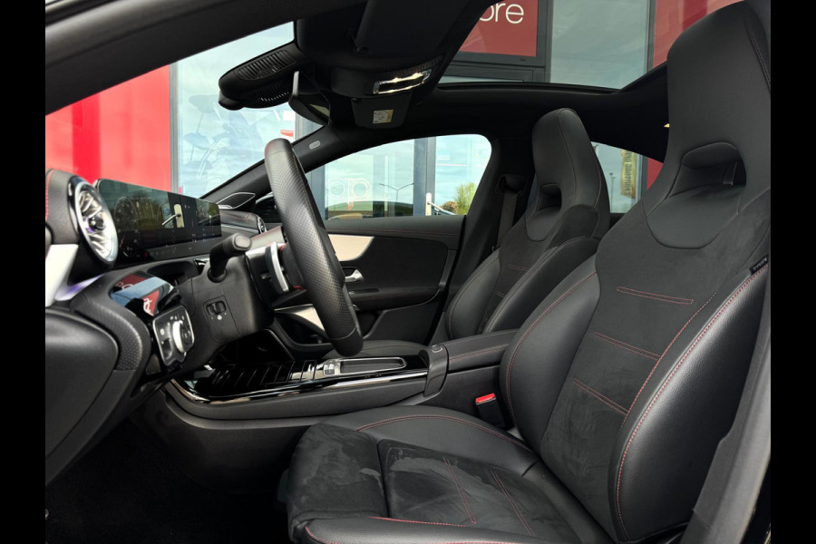 Mercedes-Benz CLA-Klasse 250 e AMG Line Facelift | Panorama | Burmester | Ambiance verlichting | Camera | Parksens | BTW