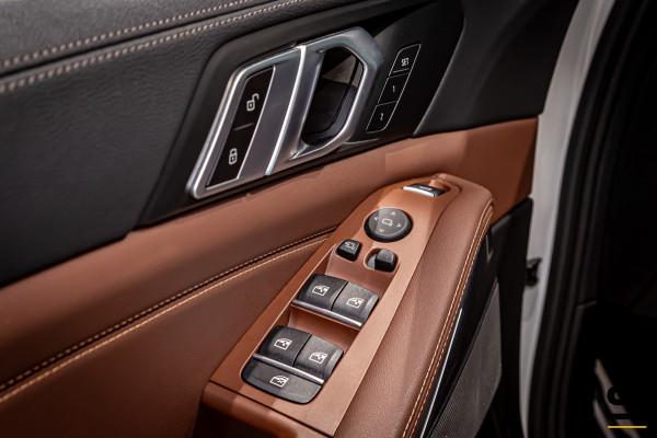 BMW X5 XDrive45e High Executive|M-sportPro|Pano|E-trekhaak