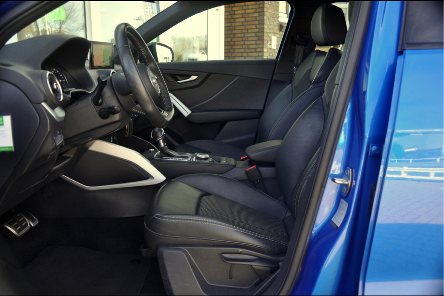 Audi Q2 35 TFSI S Edition | S-Tronic | Ara Bleu! | Panoramadak | Trekhaak