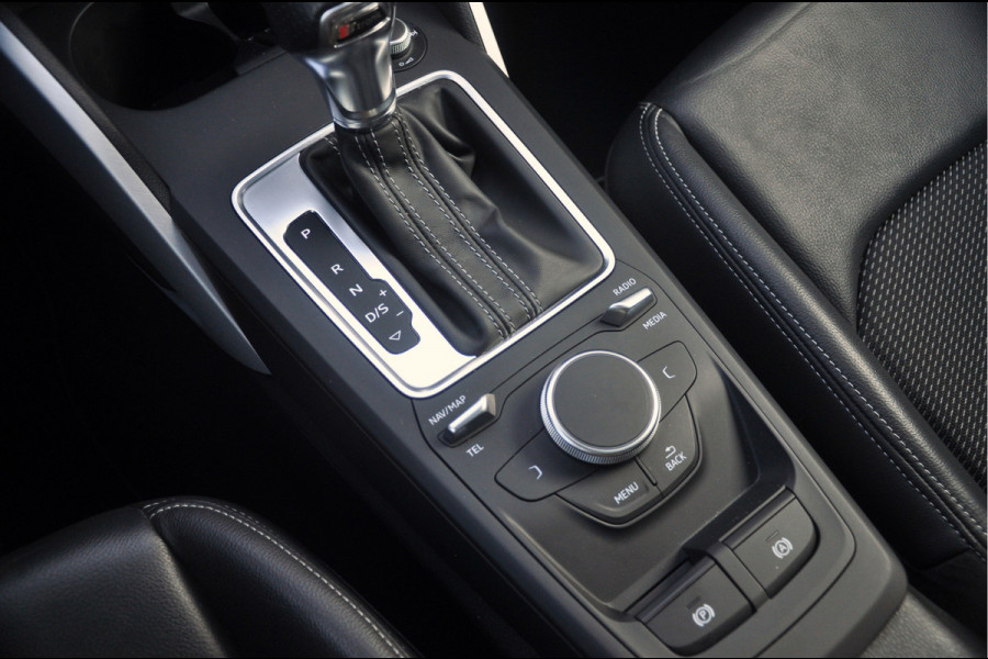Audi Q2 35 TFSI S Edition | S-Tronic | Ara Bleu! | Panoramadak | Trekhaak