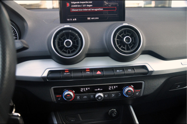Audi Q2 35 TFSI S Edition | S-Tronic | Ara Bleu! | Panoramadak | Trekhaak