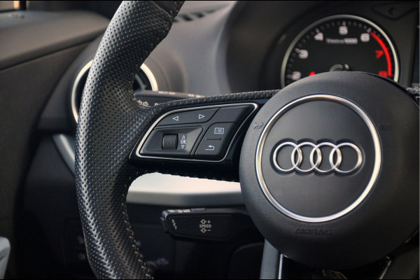 Audi Q2 35 TFSI S Edition | S-Tronic | Ara Bleu! | Panoramadak | Trekhaak