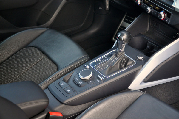 Audi Q2 35 TFSI S Edition | S-Tronic | Ara Bleu! | Panoramadak | Trekhaak