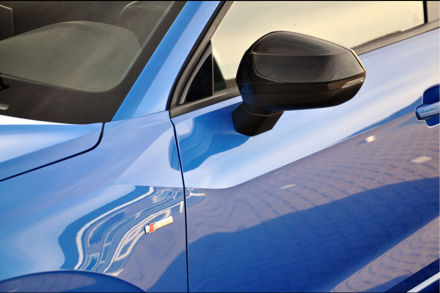 Audi Q2 35 TFSI S Edition | S-Tronic | Ara Bleu! | Panoramadak | Trekhaak