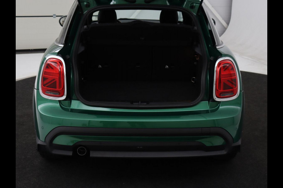 MINI One 1.5 Business Edition | Leder | Harman/Kardon | Matrix LED | Stoelverwarming | Camera | Carplay | Park Assist | Verwarmde voorruit | Climate control | Cruise control | Navigatie