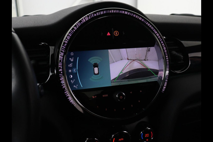 MINI One 1.5 Business Edition | Leder | Harman/Kardon | Matrix LED | Stoelverwarming | Camera | Carplay | Park Assist | Verwarmde voorruit | Climate control | Cruise control | Navigatie