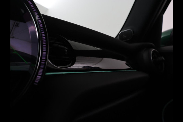MINI One 1.5 Business Edition | Leder | Harman/Kardon | Matrix LED | Stoelverwarming | Camera | Carplay | Park Assist | Verwarmde voorruit | Climate control | Cruise control | Navigatie