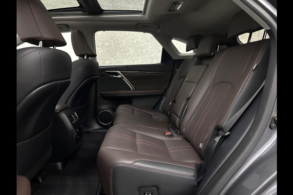 Lexus RX 450h 4WD President Line | Panorama | Origineel NL | 360 Camera | Mark-Levinson Sound | ACC | Stoelventilatie | Leder | Head-Up | Memory | Keyless-Entry | Stoelverwarming V+A | ISO-Glas | Zonwering | LED | Lane-Assist | Dodehoek | DAB | Draadloos Laden |