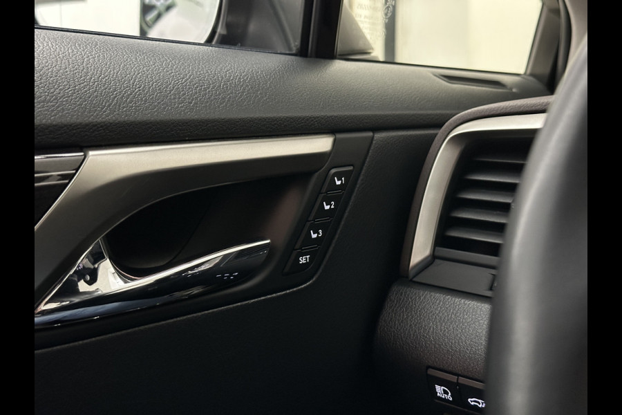 Lexus RX 450h 4WD President Line | Panorama | Origineel NL | 360 Camera | Mark-Levinson Sound | ACC | Stoelventilatie | Leder | Head-Up | Memory | Keyless-Entry | Stoelverwarming V+A | ISO-Glas | Zonwering | LED | Lane-Assist | Dodehoek | DAB | Draadloos Laden |