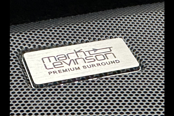 Lexus RX 450h 4WD President Line | Panorama | Origineel NL | 360 Camera | Mark-Levinson Sound | ACC | Stoelventilatie | Leder | Head-Up | Memory | Keyless-Entry | Stoelverwarming V+A | ISO-Glas | Zonwering | LED | Lane-Assist | Dodehoek | DAB | Draadloos Laden |